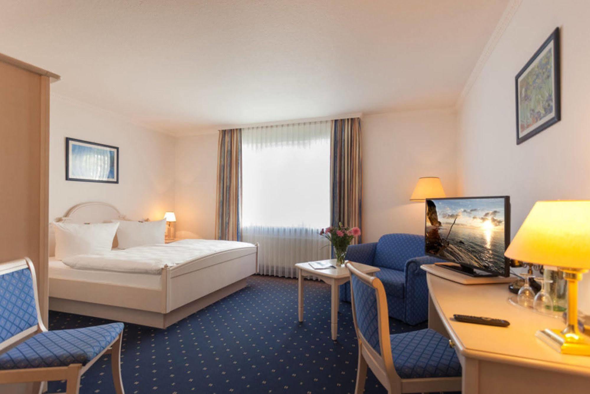 Hotel Meerzeit Binz Bagian luar foto